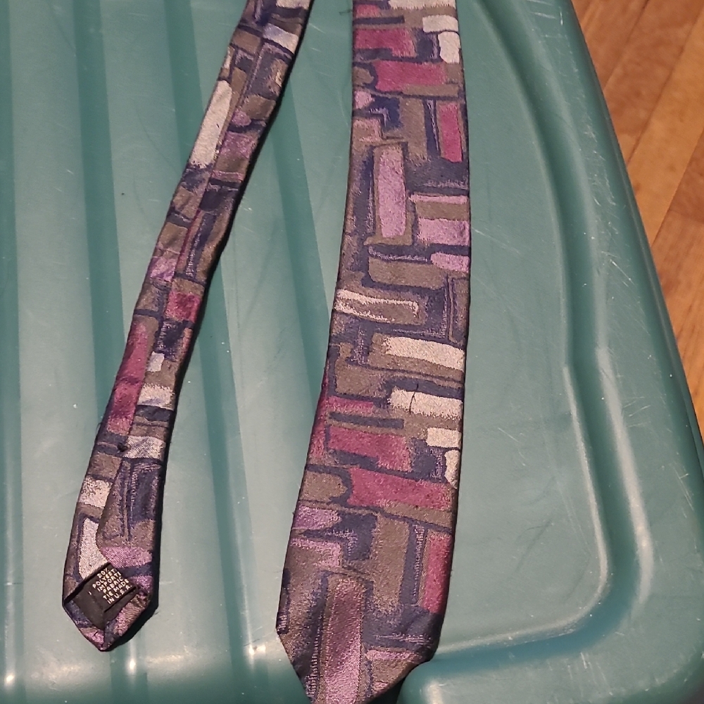 Stylish Multicolor Tie